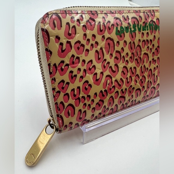 Louis Vuitton Vernis Leopard Zippy Wallet Blanc Corail- limited edition like new - Picture 2 of 6